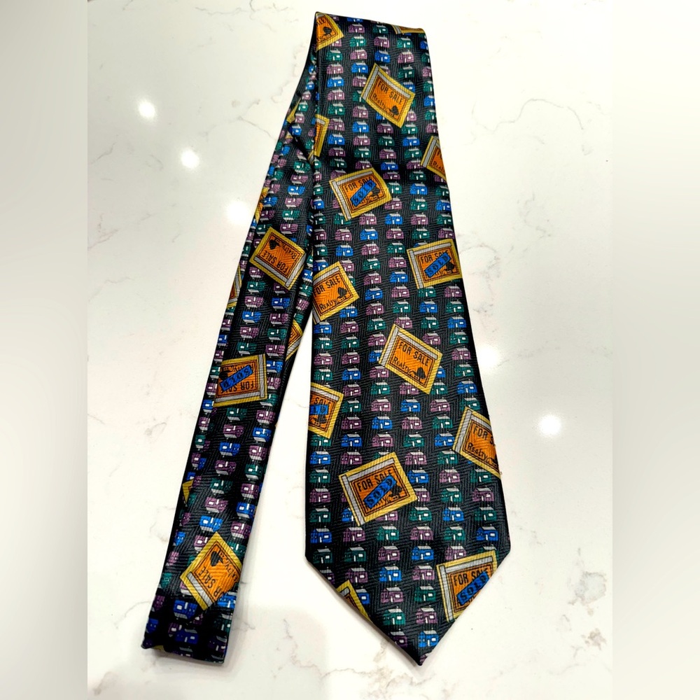 Real Estate Patterned Men's Tie